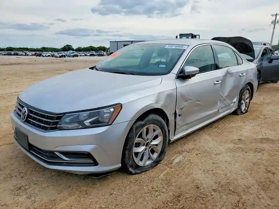 1VWAS7A3XGC014882 2016 VOLKSWAGEN PASSAT-0