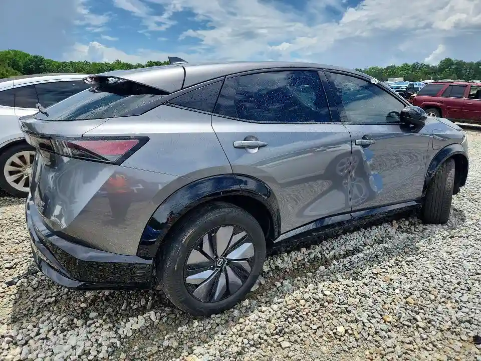JN1CF0BB8PM707654 2023 NISSAN ALL OTHER-2