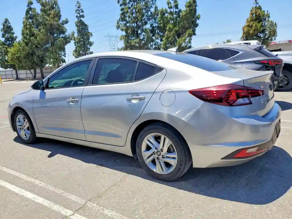 5NPD84LF3LH588114 2020 HYUNDAI ELANTRA-1