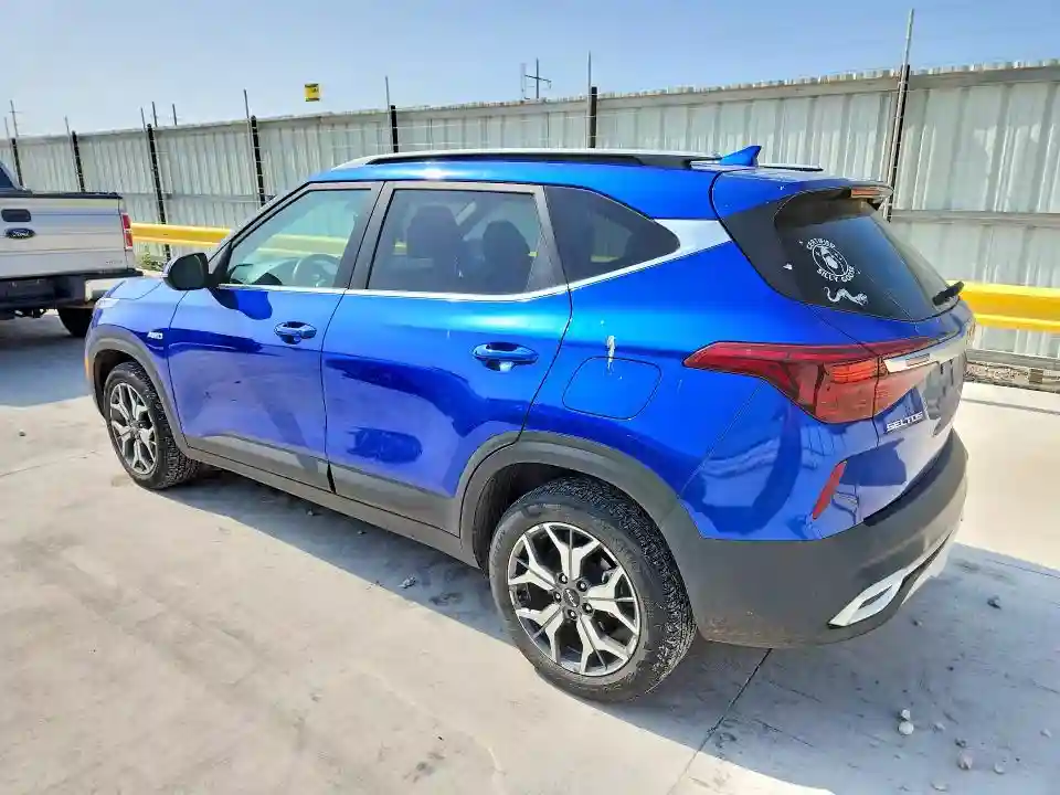 KNDERCAA0N7309180 2022 KIA SELTOS-1