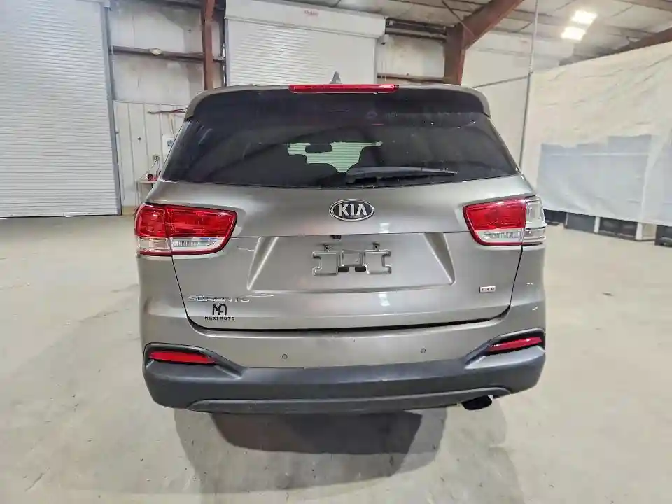 5XYPGDA38GG081537 2016 KIA SORENTO-5