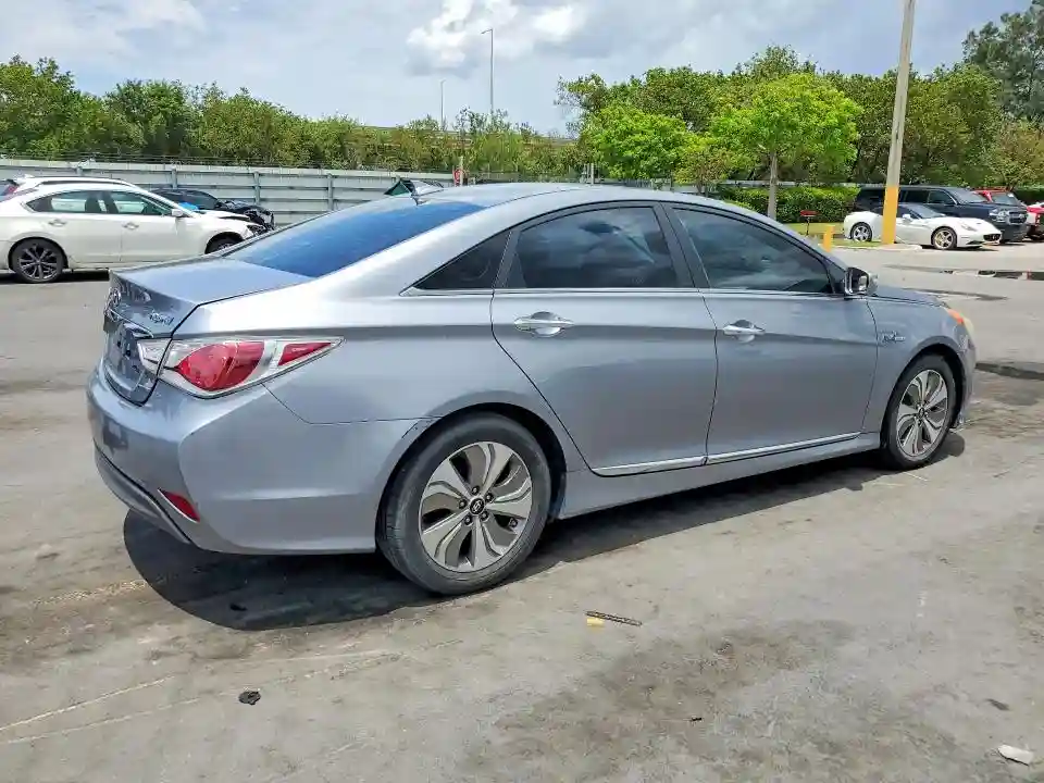 KMHEC4A48EA112287 2014 HYUNDAI SONATA-2