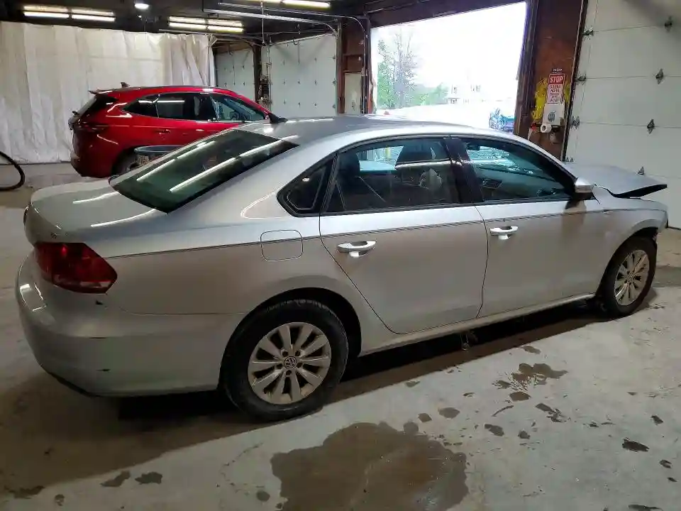 1VWAT7A33EC119208 2014 VOLKSWAGEN PASSAT-2