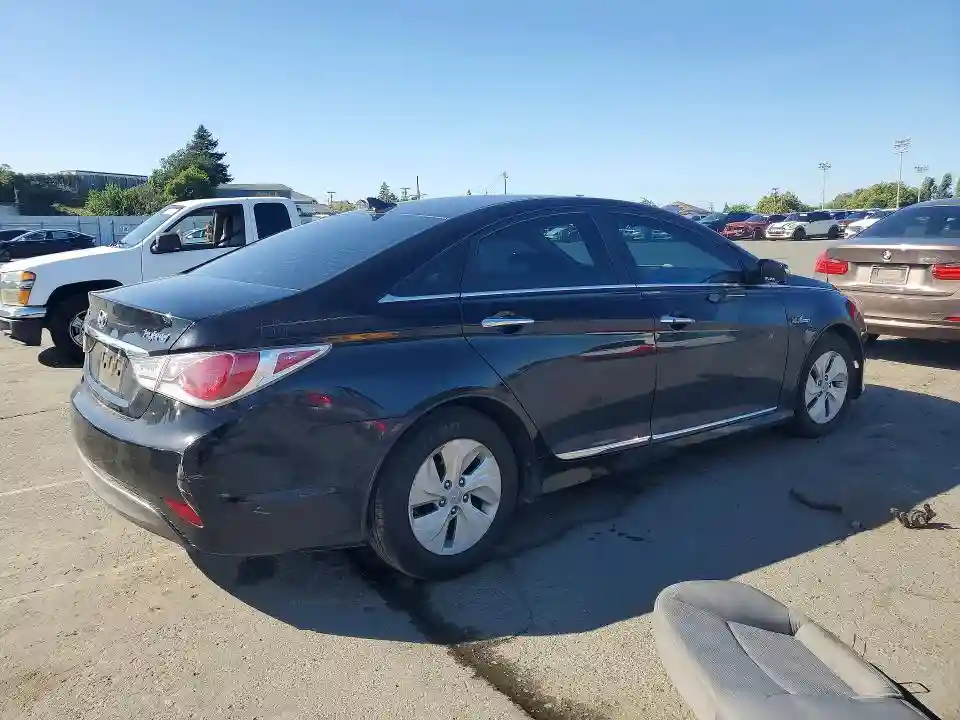 KMHEC4A41FA134956 2015 HYUNDAI SONATA-2