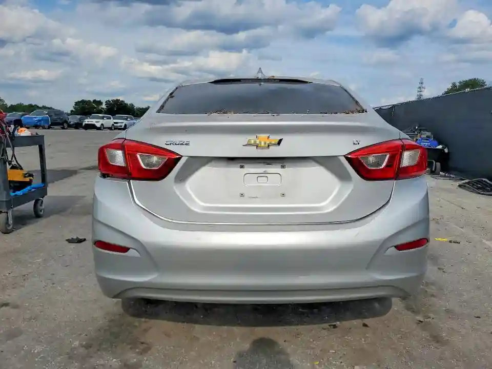 1G1BE5SMXK7140373 2019 CHEVROLET CRUZE-5