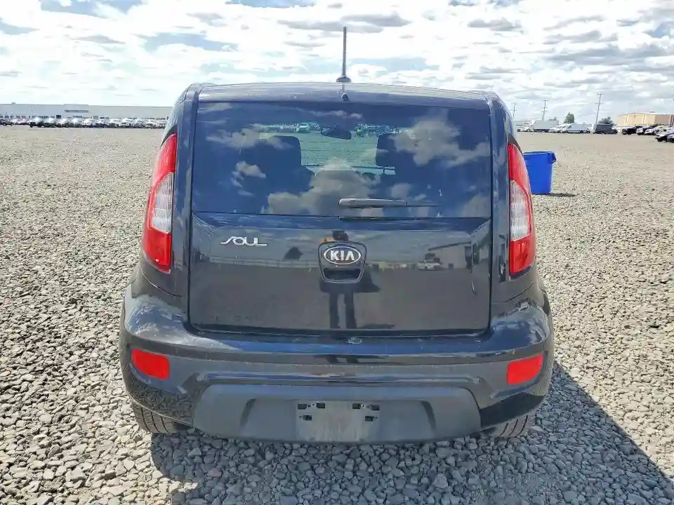 KNDJT2A59D7494017 2013 KIA SOUL BASE-5