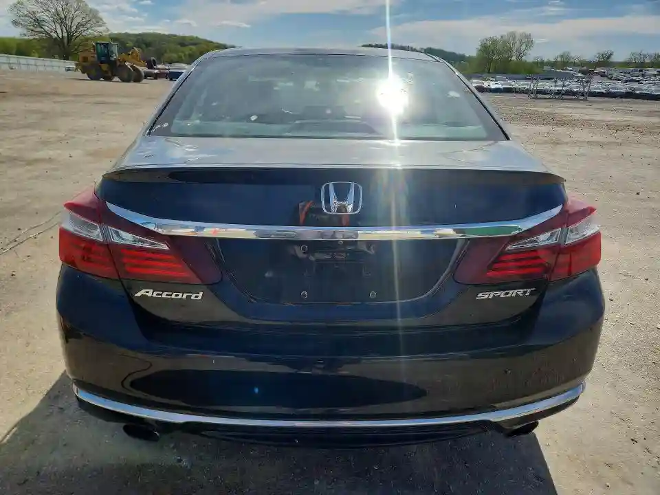 1HGCR2F52GA137755 2016 HONDA ACCORD-5