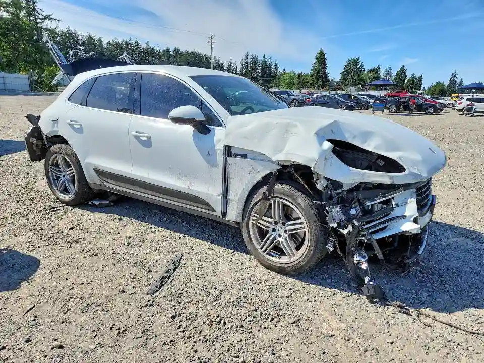 WP1AB2A50KLB30025 2019 PORSCHE MACAN-3