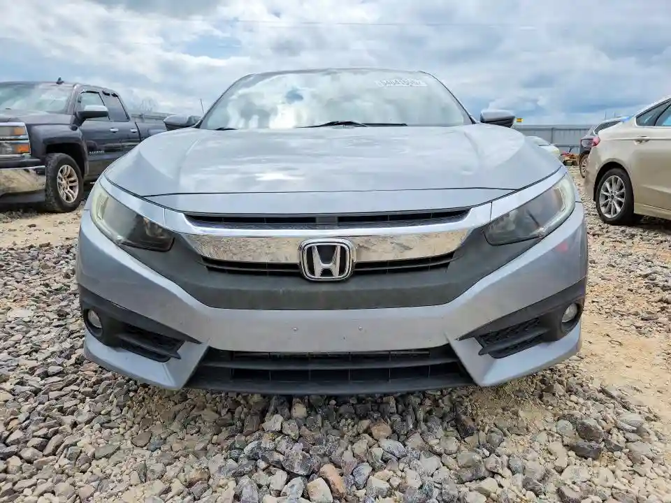 19XFC1F38HE214133 2017 HONDA CIVIC-4