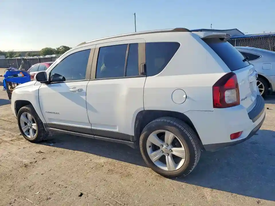 1C4NJDEB7GD685539 2016 JEEP COMPASS-1