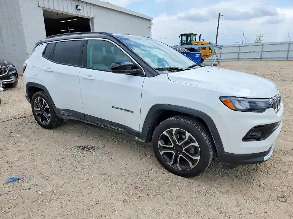 3C4NJDCB0NT199343 2022 JEEP COMPASS-3
