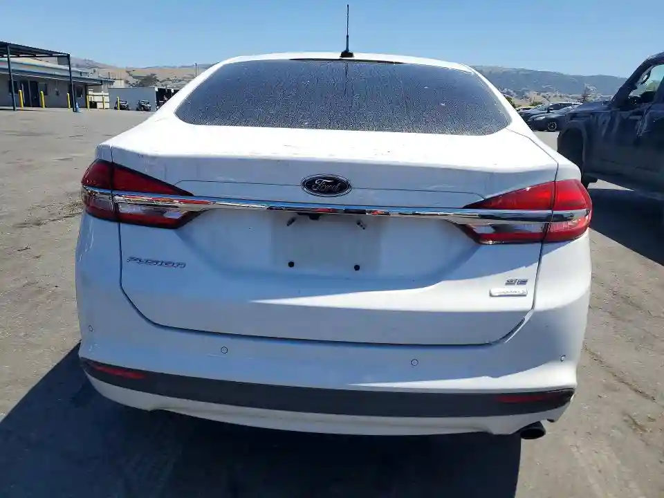 3FA6P0HDXJR205250 2018 FORD FUSION-5