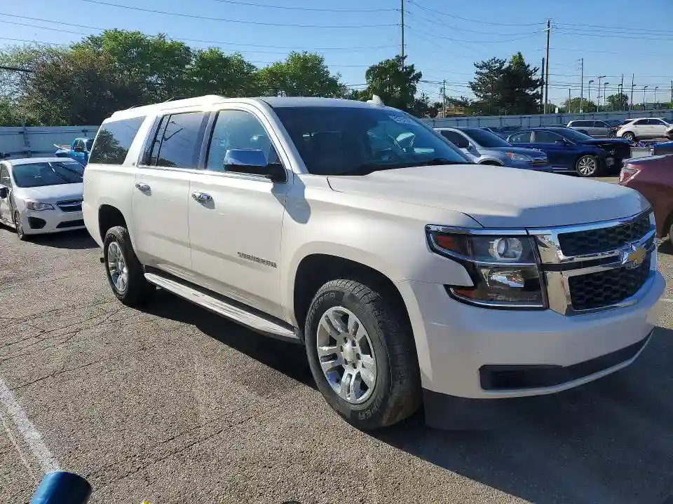 1GNSKJKCXFR571264 2015 CHEVROLET SUBURBAN-3
