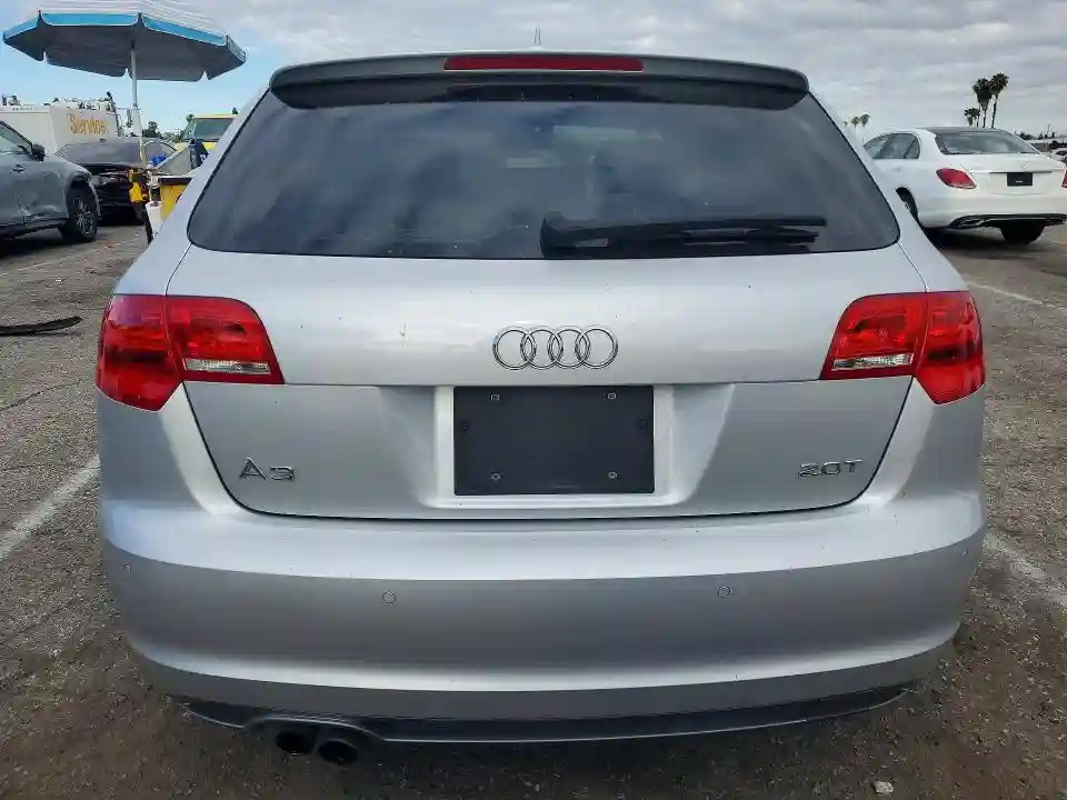 WAUKEAFM1CA136384 2012 AUDI A3-5