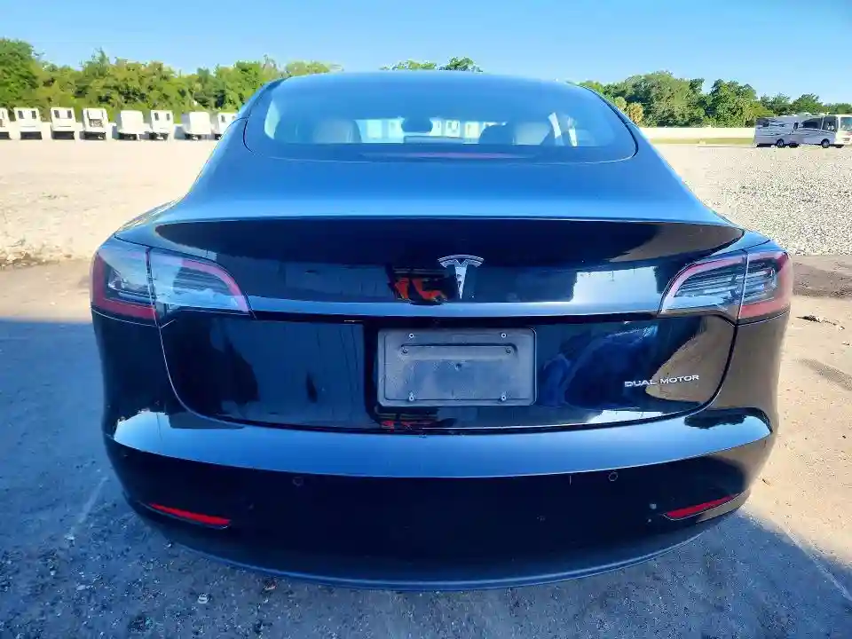 5YJ3E1EB9MF979569 2021 TESLA MODEL 3-5