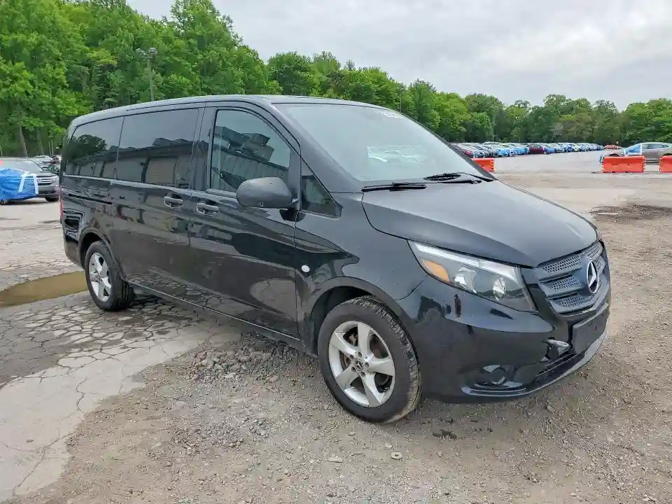 WD4PG2EE9J3490793 2018 MERCEDES-BENZ METRIS-3