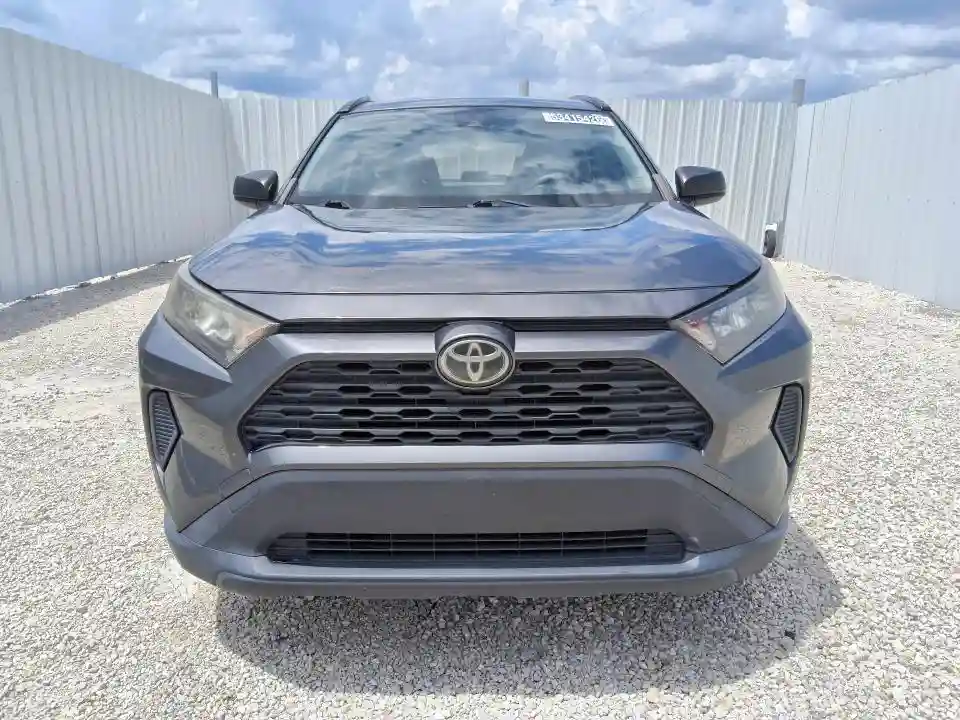 JTMH1RFV2KD501877 2019 TOYOTA RAV4-4