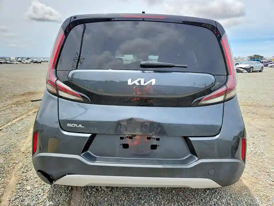 KNDJ23AUXP7202007 2023 KIA SOUL-5
