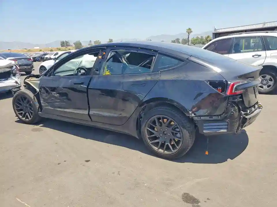 5YJ3E1EA1RF789635 2024 TESLA MODEL 3-1