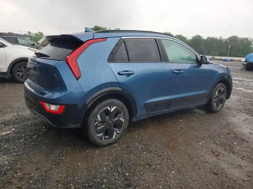 KNDCR3L11R5121631 2024 KIA NIRO-2