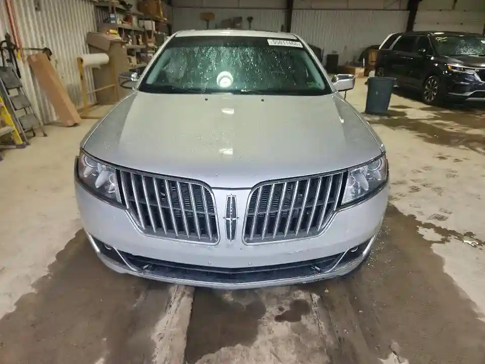 3LNHL2GC0BR766511 2011 LINCOLN MKZ-4
