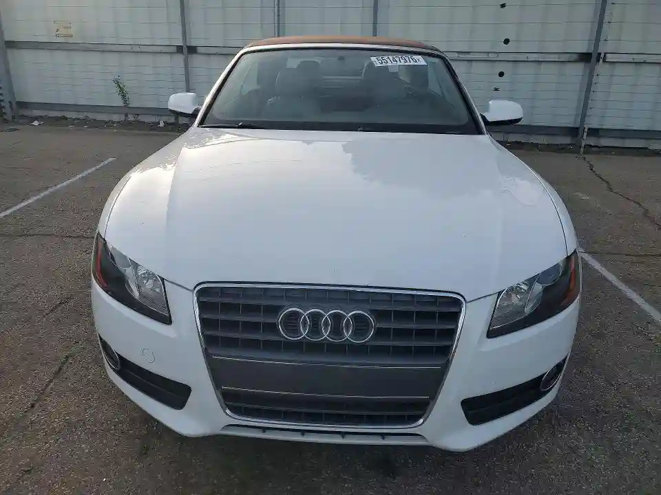 WAUAFAFH9BN017341 2011 AUDI A5-4