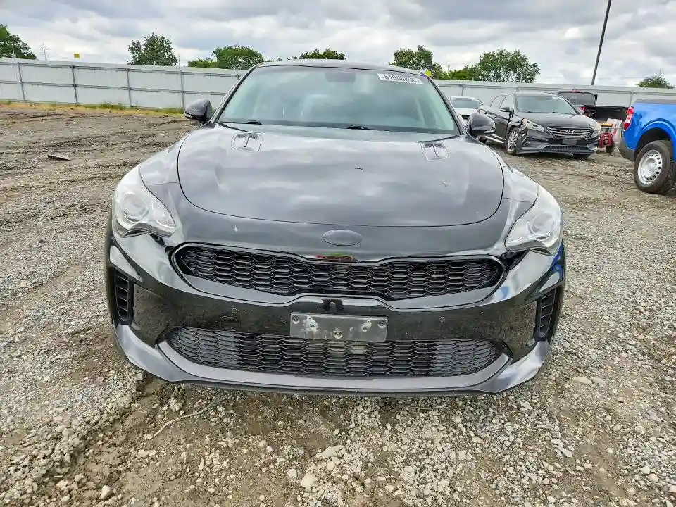 KNAE15LA2J6031346 2018 KIA STINGER-4
