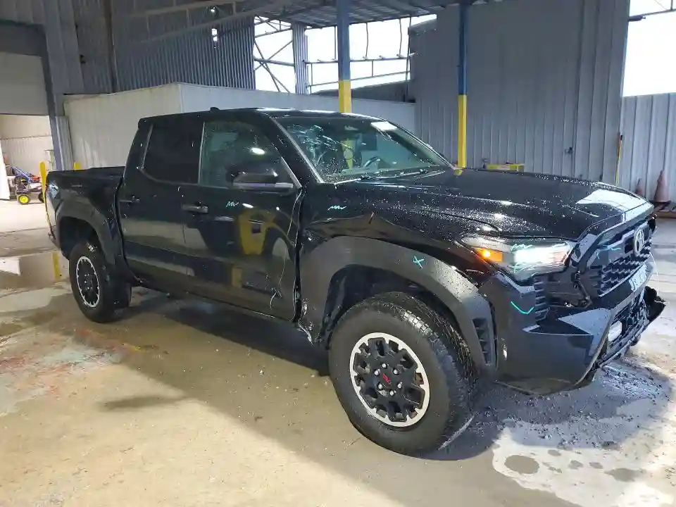 3TYLB5JN1ST072635 2025 TOYOTA TACOMA TRD-3