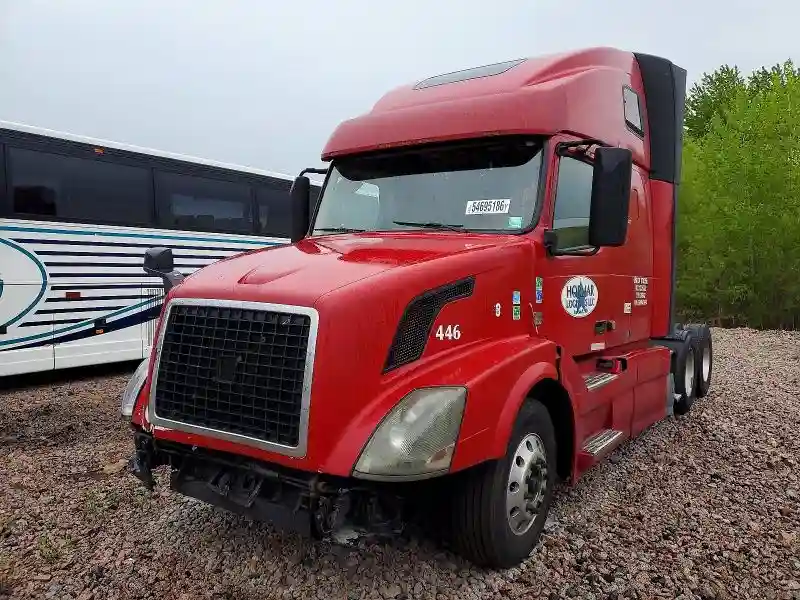 4V4NC9EH2GN947994 2016 VOLVO VN-1