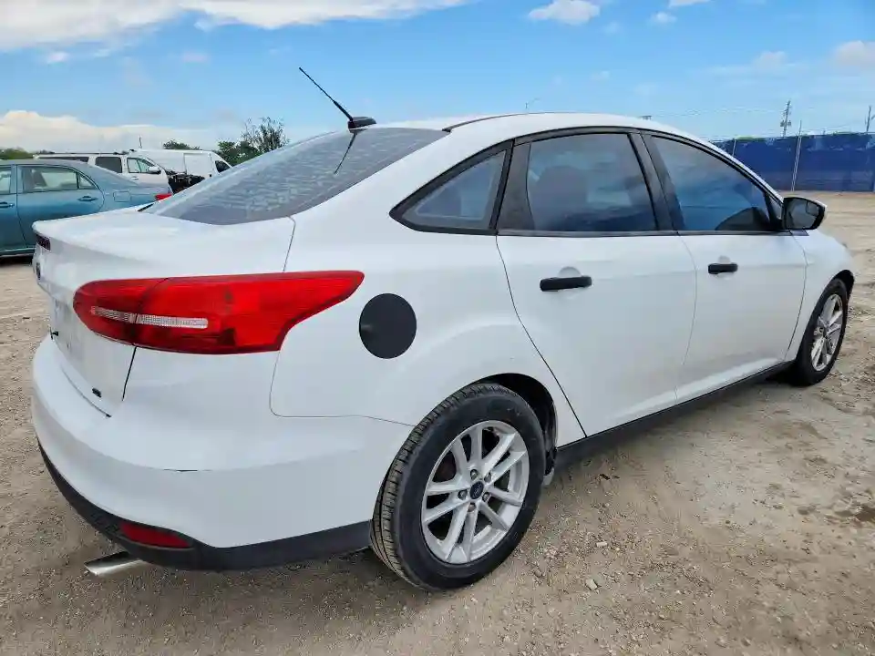 1FADP3F20HL275049 2017 FORD FOCUS-2