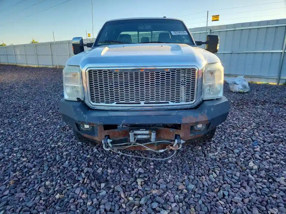 1FT8W3BT5BEC73435 2011 FORD F350-4