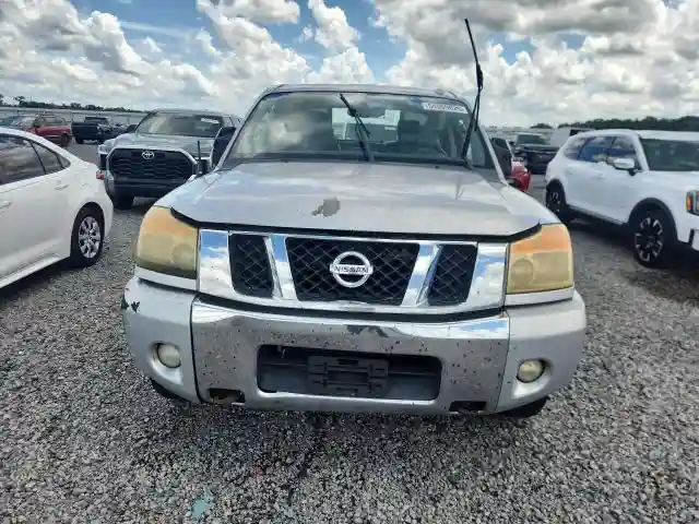 1N6BA0EC8BN308643 2011 NISSAN TITAN-4