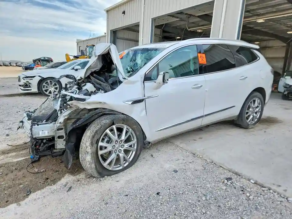 5GAEVBKWXRJ102984 2024 BUICK ENCLAVE-0