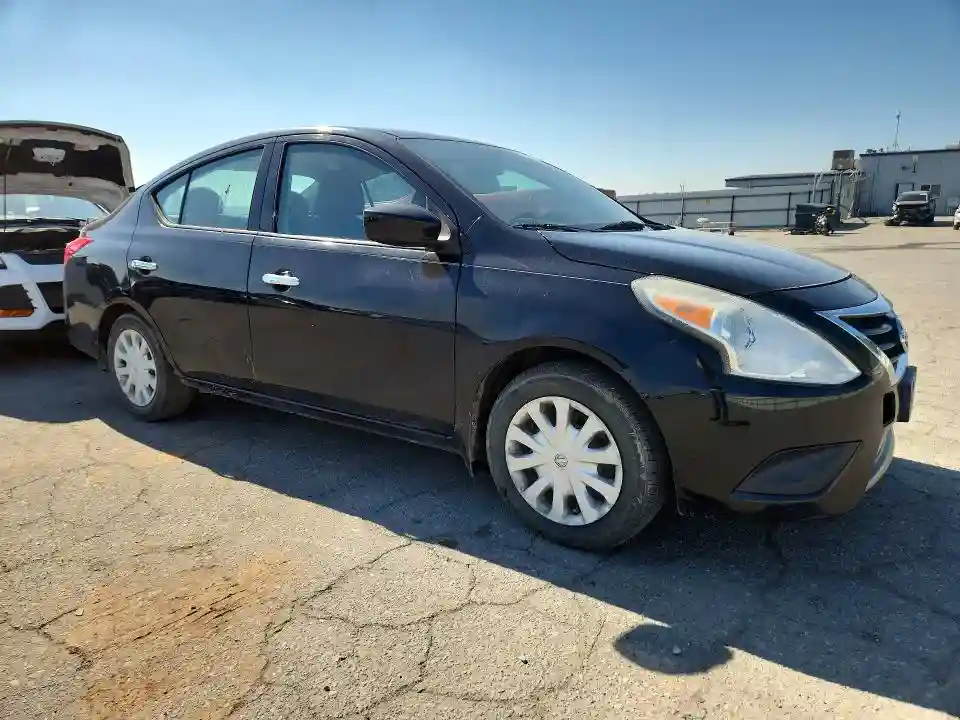 3N1CN7AP3FL820798 2015 NISSAN VERSA-3