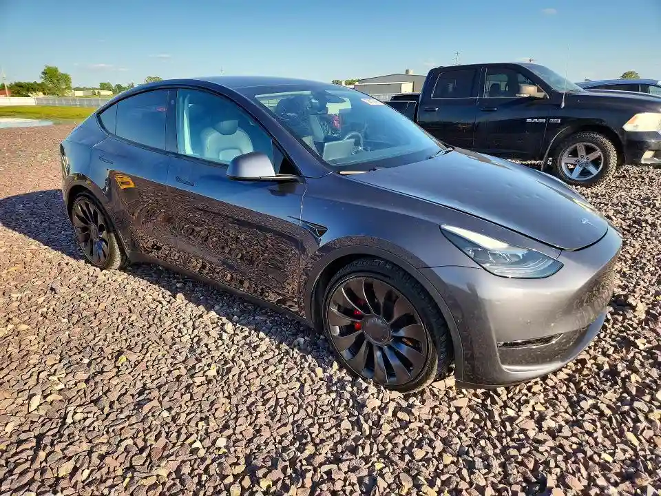 7SAYGDEF5NF549207 2022 TESLA MODEL Y-3