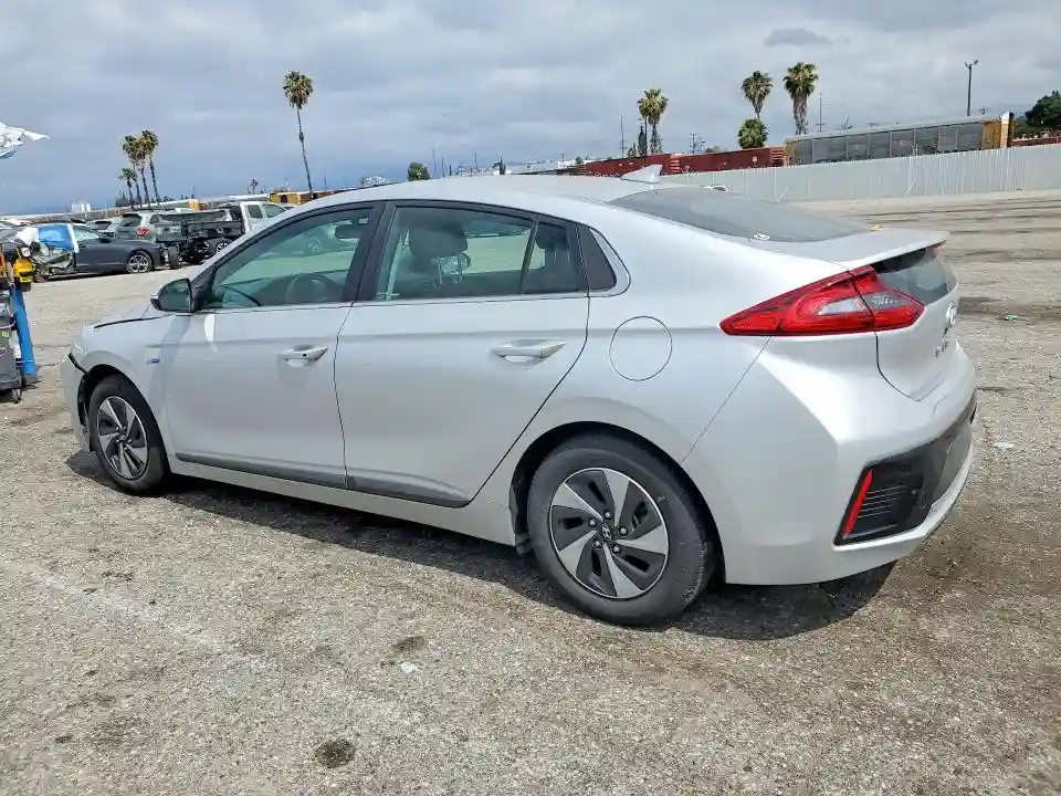 KMHC75LC0HU049503 2017 HYUNDAI IONIQ-1