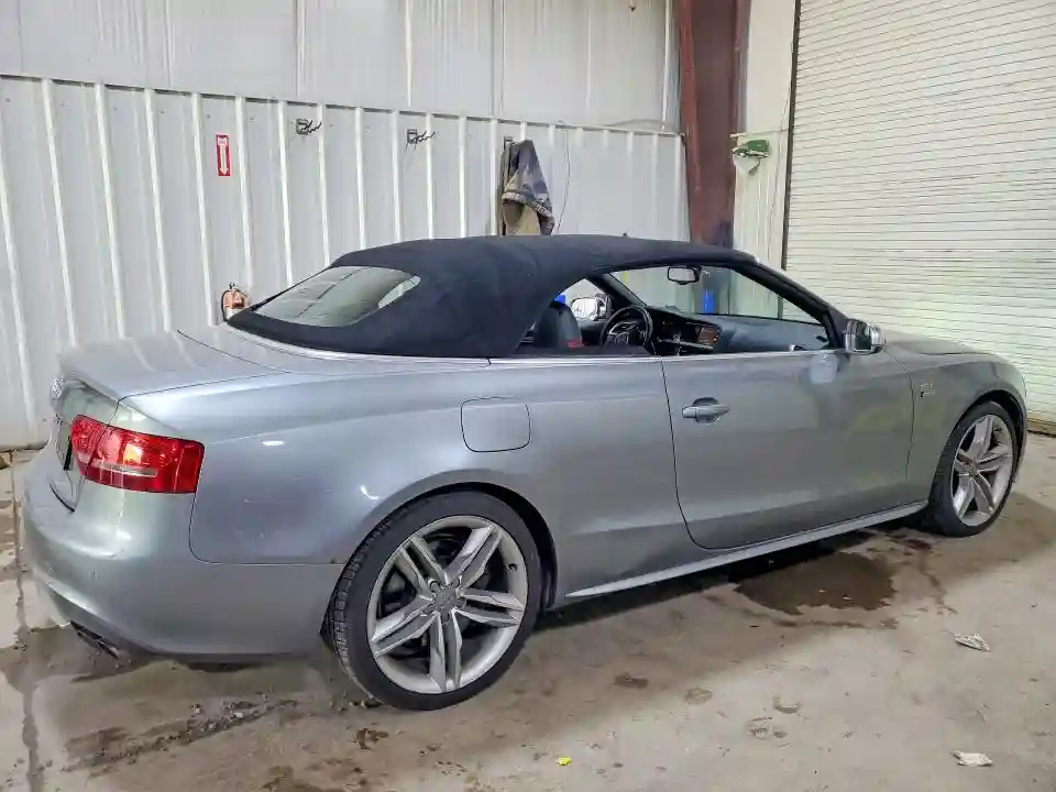 WAUVGAFHXBN018612 2011 AUDI S5/RS5-2
