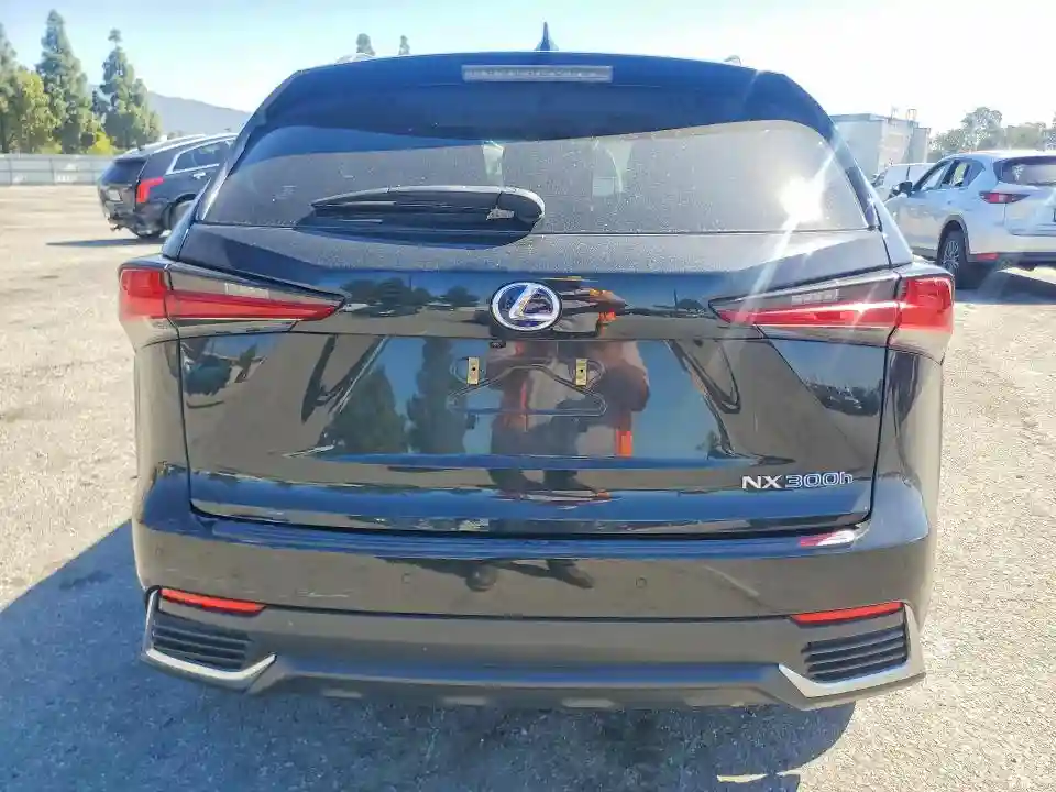 JTJGJRDZ1M2161327 2021 LEXUS NX-5