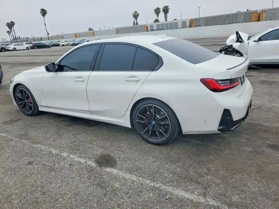 3MW59FT09S8F24764 2025 BMW M3-1