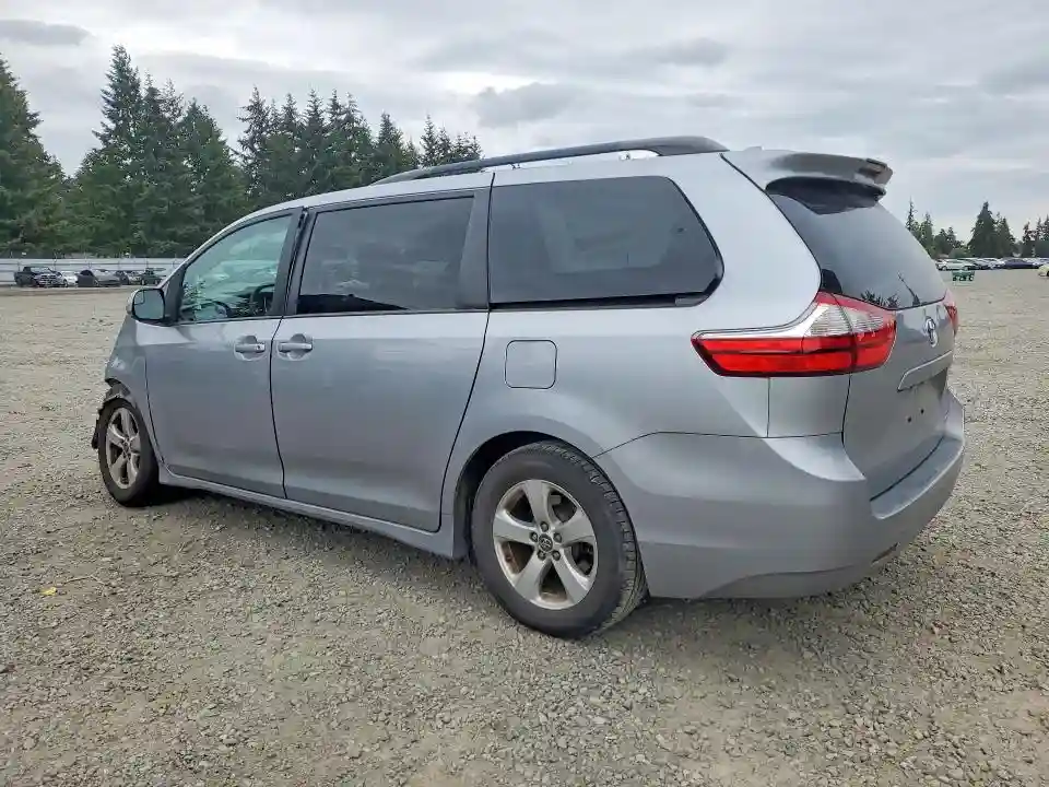 5TDKZ3DC1JS904751 2018 TOYOTA SIENNA-1