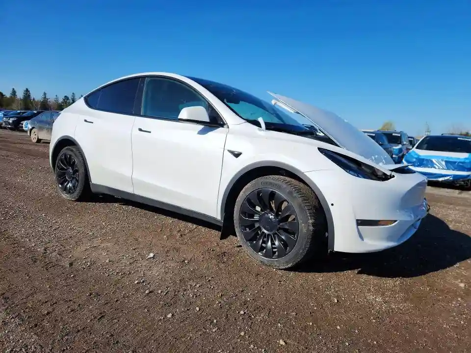 7SAYGDEE2PF584376 2023 TESLA MODEL Y-3