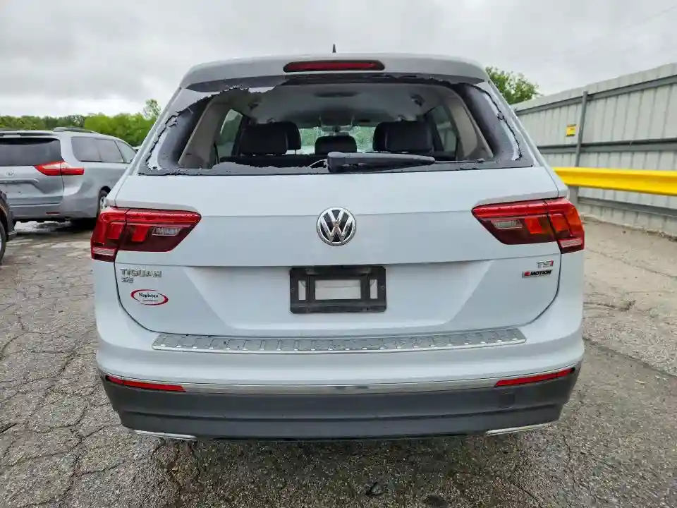 3VV2B7AX0JM205356 2018 VOLKSWAGEN TIGUAN-5