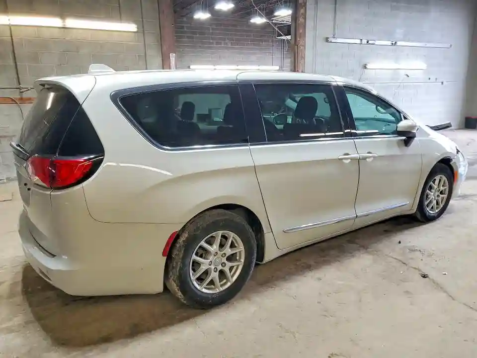2C4RC1CG1HR665570 2017 CHRYSLER PACIFICA-2
