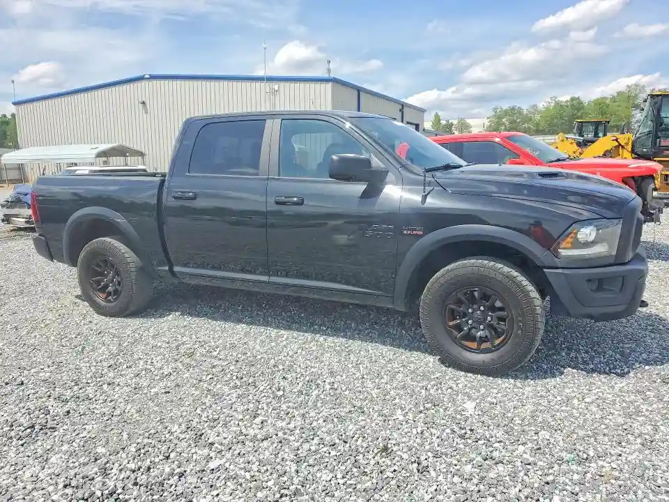 1C6RR7YT5JS232630 2018 RAM 1500-3