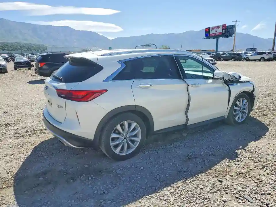 3PCAJ5M35KF125003 2019 INFINITI QX50-2