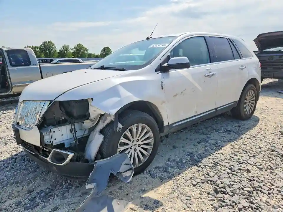 2LMDJ6JK6CBL17396 2012 LINCOLN TOWNHOUSE MKX-0