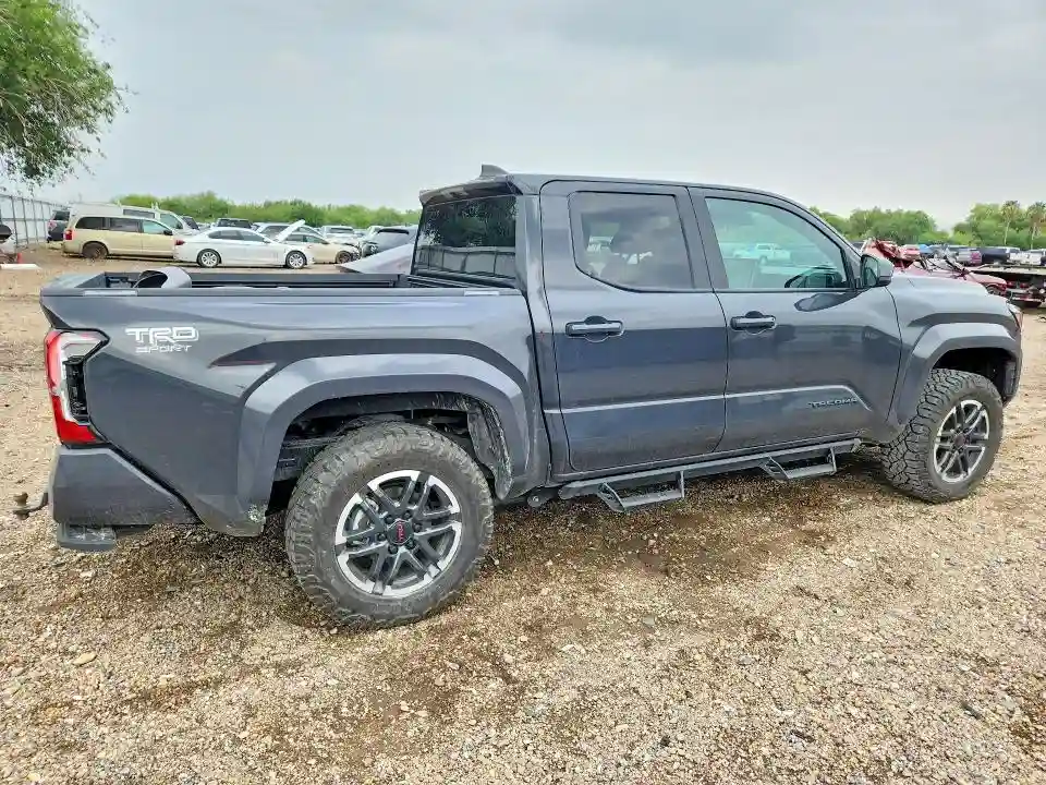 3TMLB5JN7SM188322 2025 TOYOTA TACOMA-2