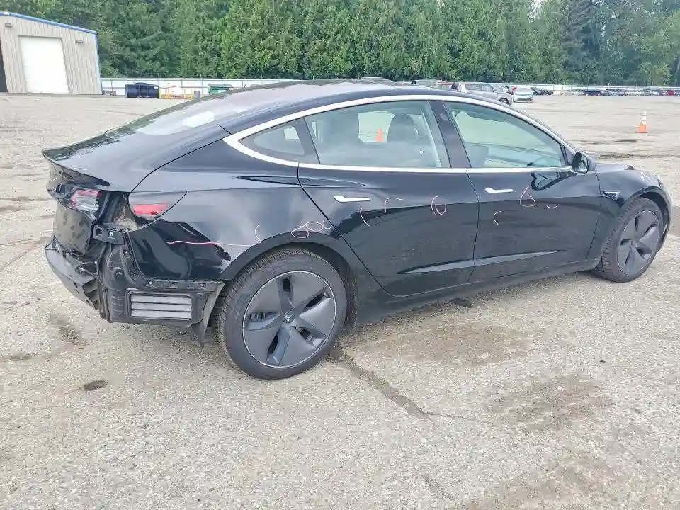 5YJ3E1EA9JF033801 2018 TESLA MODEL 3-2