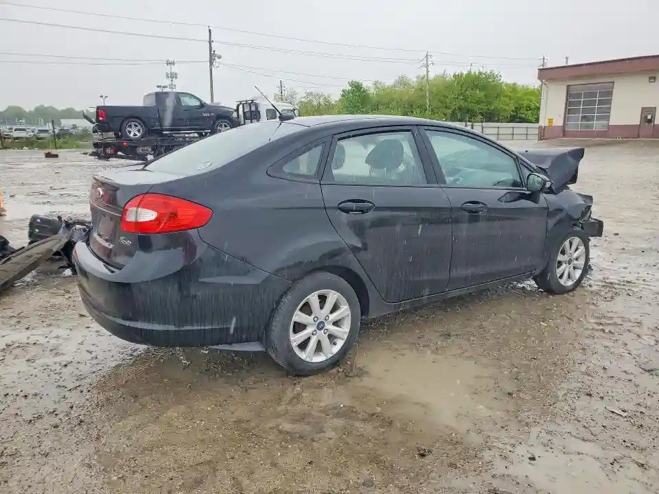 3FADP4CJ3CM208289 2012 FORD FIESTA-2