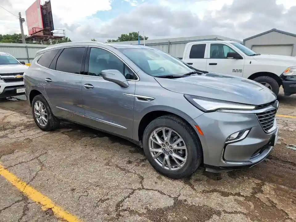 5GAERBKW3RJ123521 2024 BUICK ENCLAVE-3